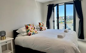 Beachfront Bliss Margate With Sea Views Sleeps 7